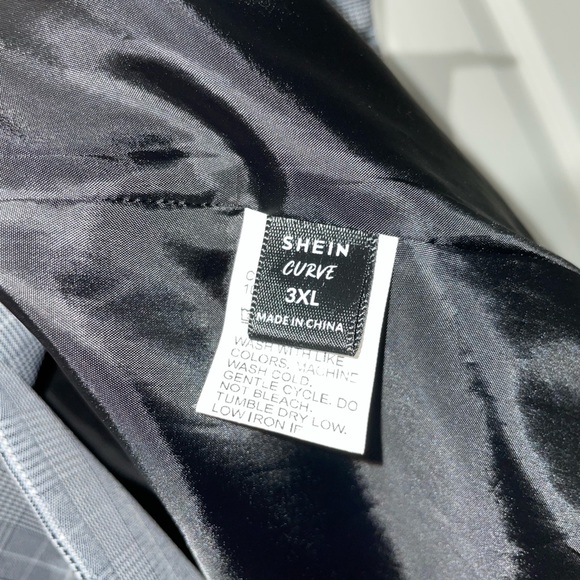 SHEIN Double Breasted Blazer - Picture 3 of 4